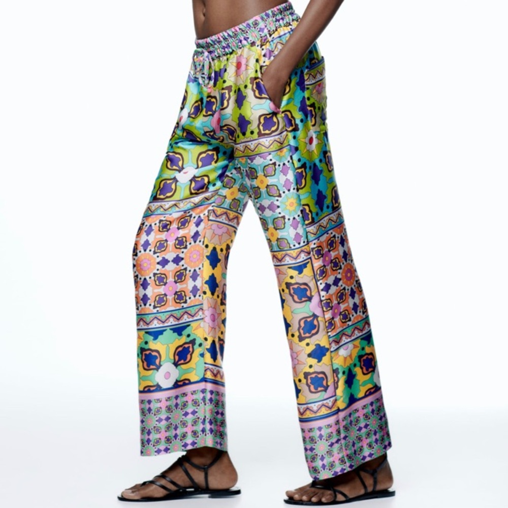 ZARA PRINTED PAJAMA-STYLE PANTS SIZE XS - Picture 1 of 6